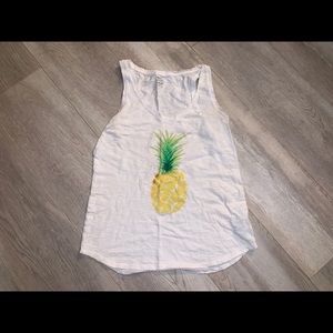 Old Navy White Heathered Relaxed XS 🍍 tank